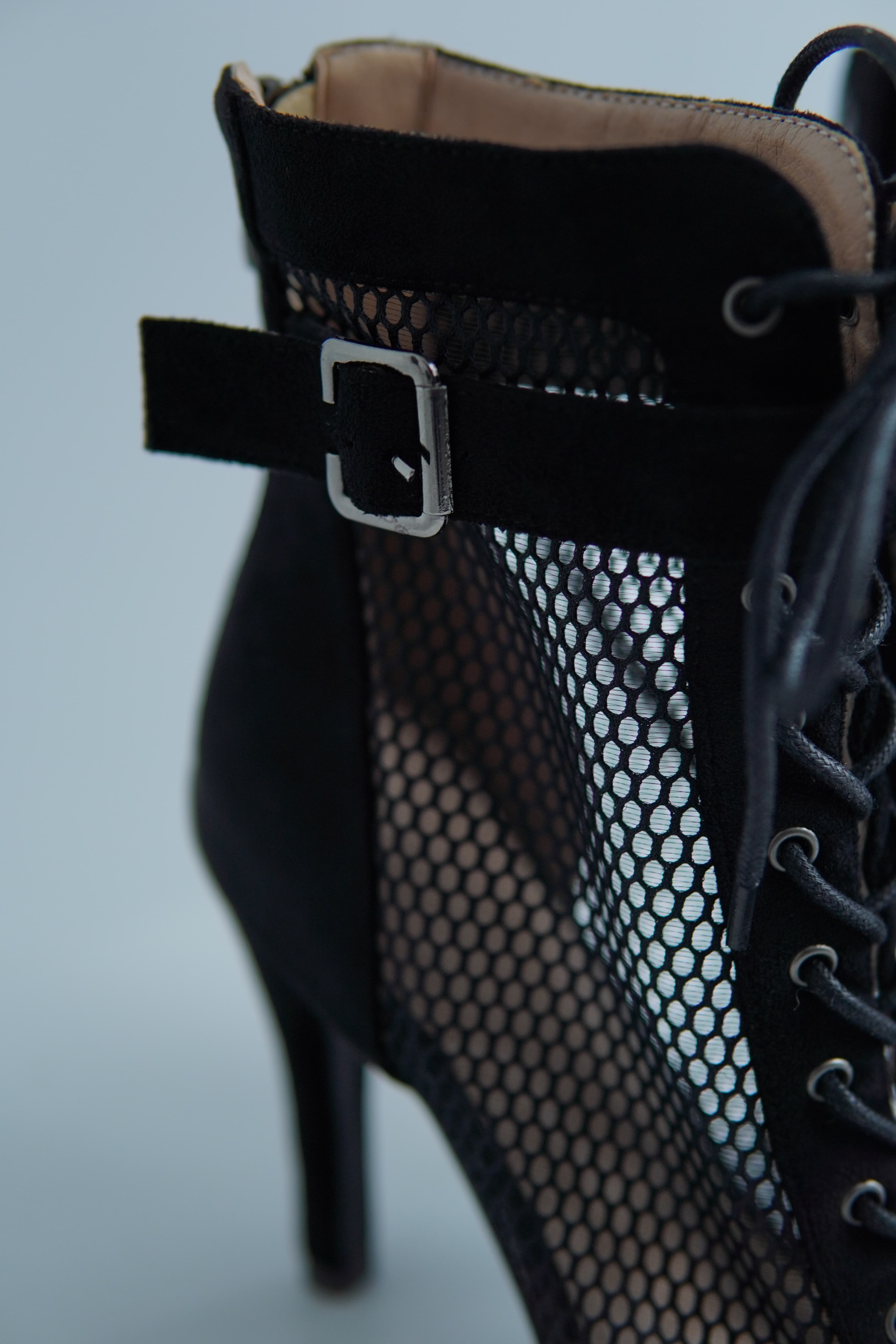 TOP CLASSIC HEELS